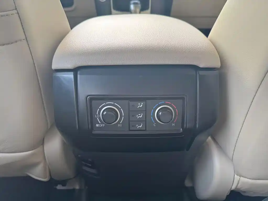 Toyota Prado (Import) — миниатюра 19