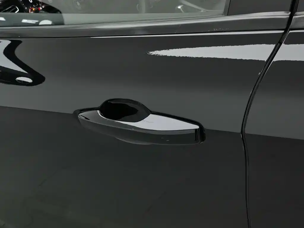 Lynk & Co 02 Hatchback — миниатюра 18