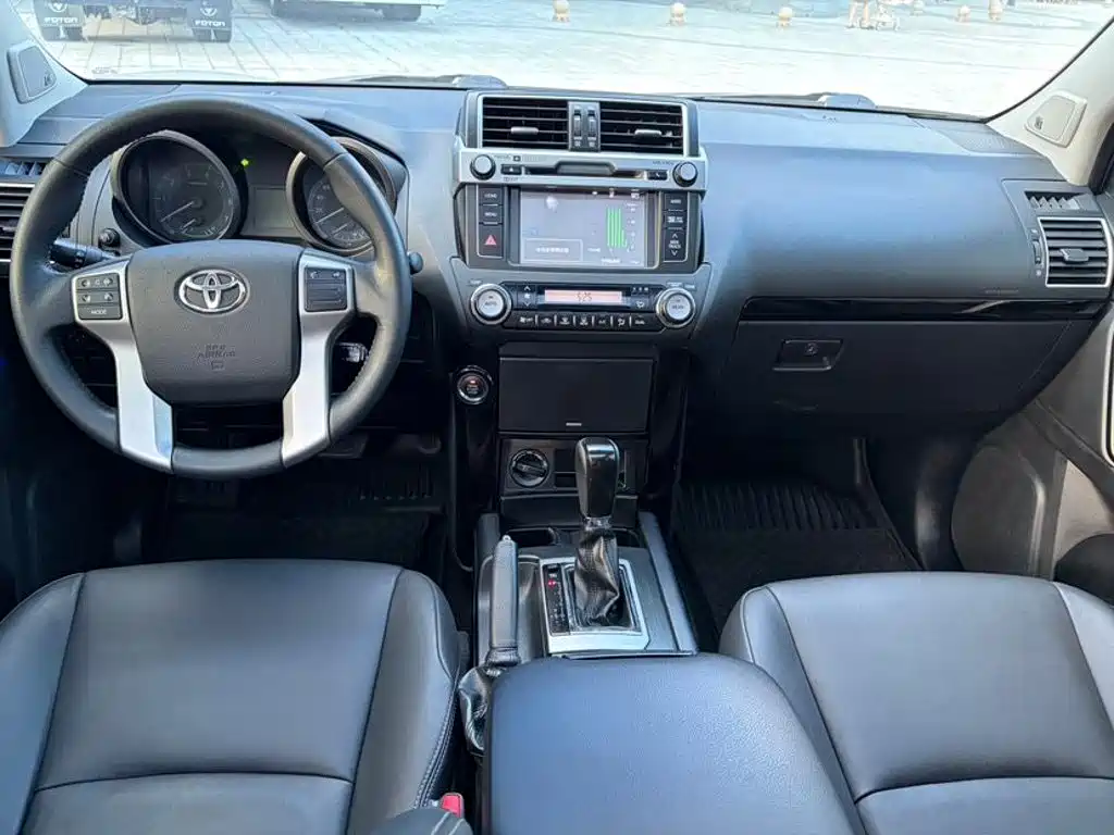 Toyota Prado — миниатюра 5