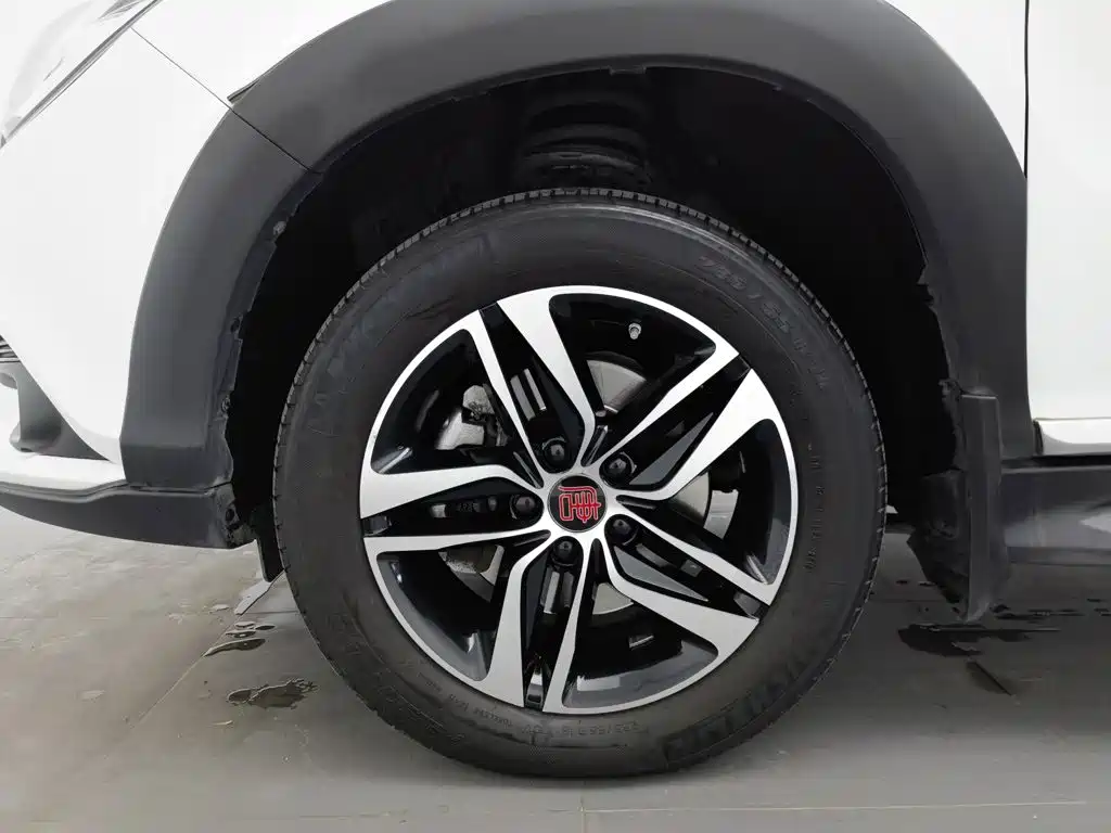 BYD Tang New Energy — миниатюра 17