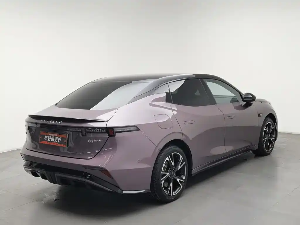 Lynk & Co 07 EM-P — миниатюра 2