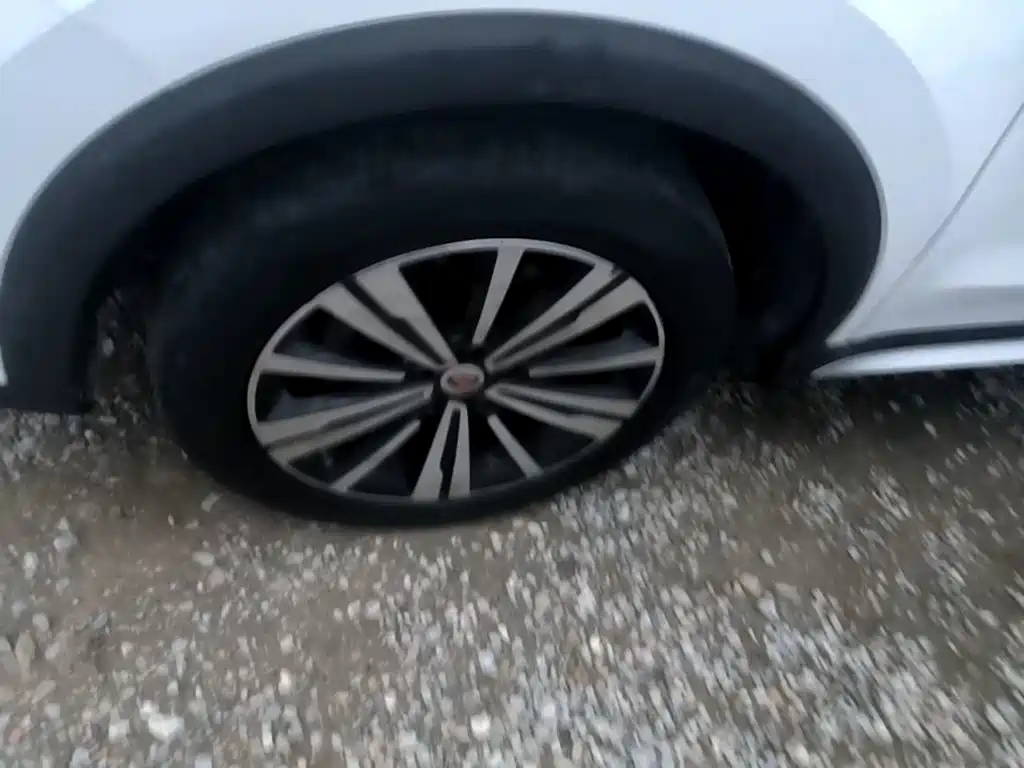 Roewe RX5 — миниатюра 23