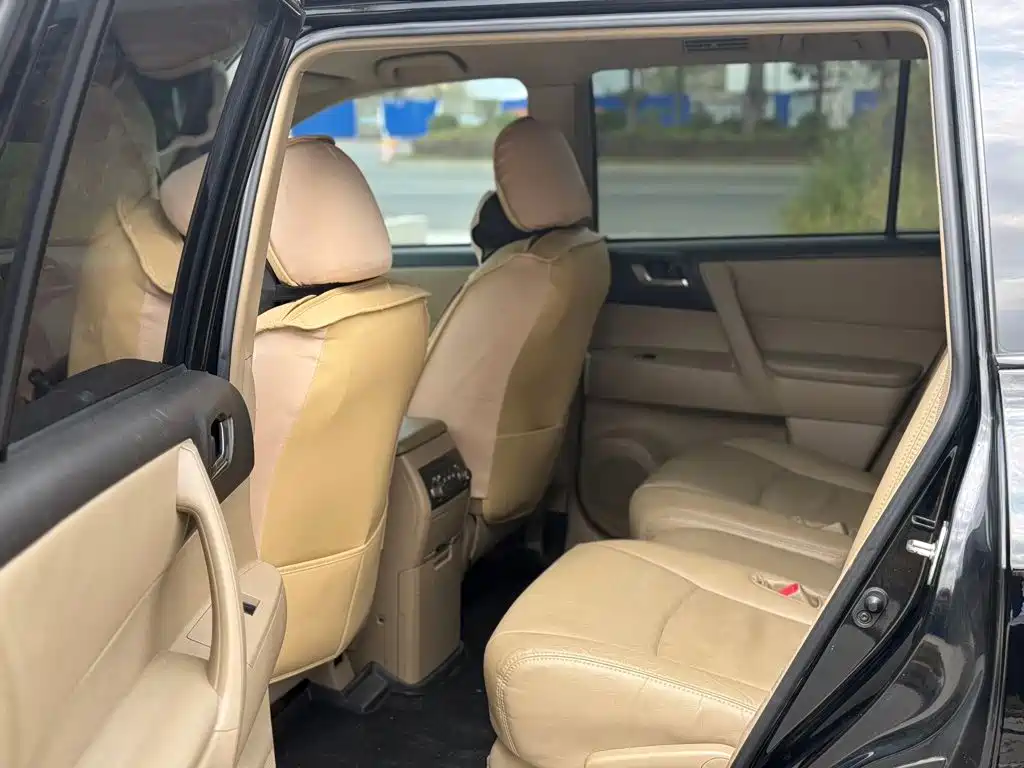 Toyota Highlander — миниатюра 7