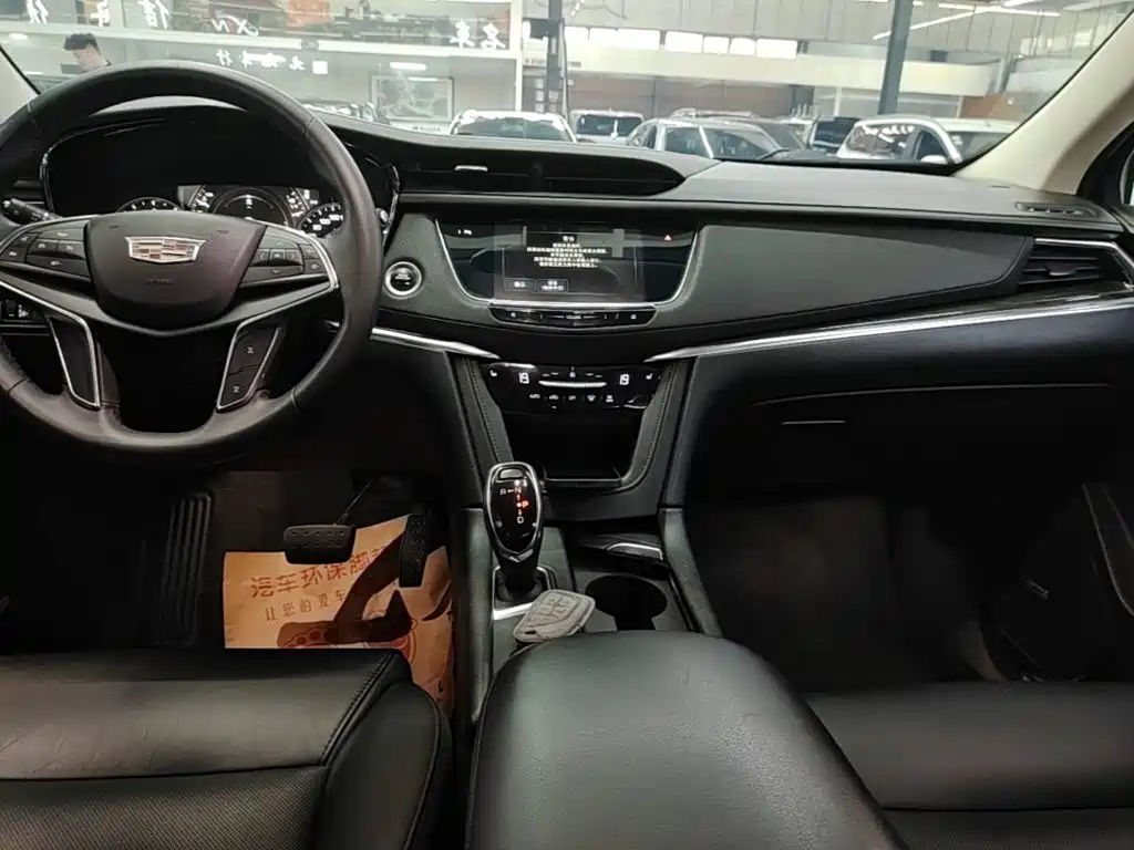 Cadillac XT5 — миниатюра 14