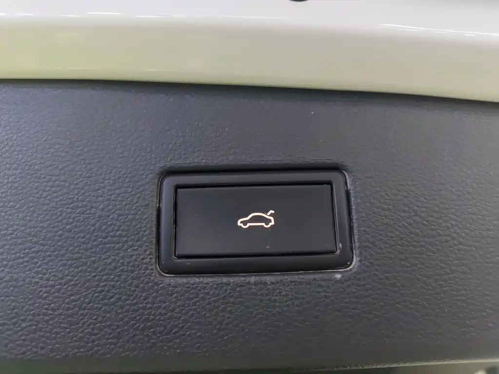 Volkswagen Tiguan L — миниатюра 13