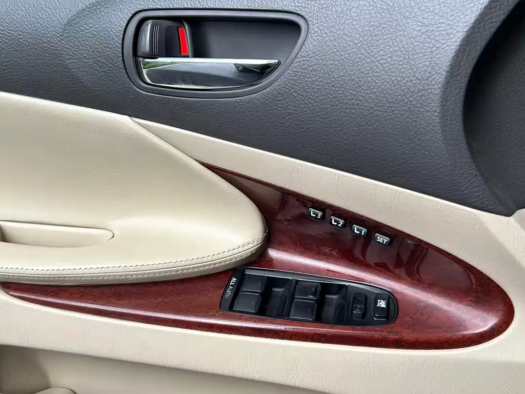Lexus GS — миниатюра 18