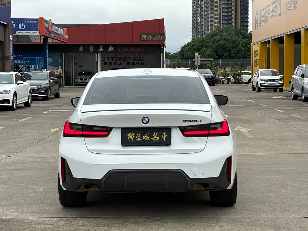 BMW 3 Series — миниатюра 19