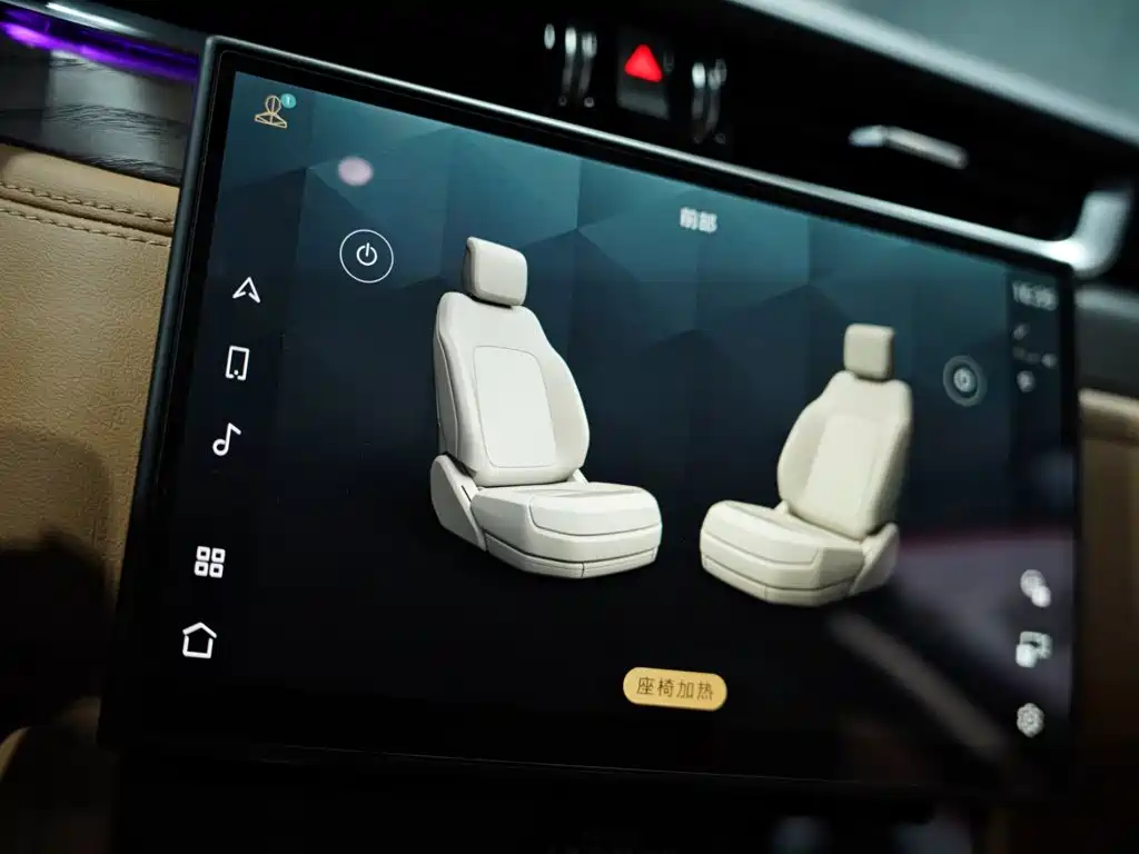 Jaguar XFL — миниатюра 11