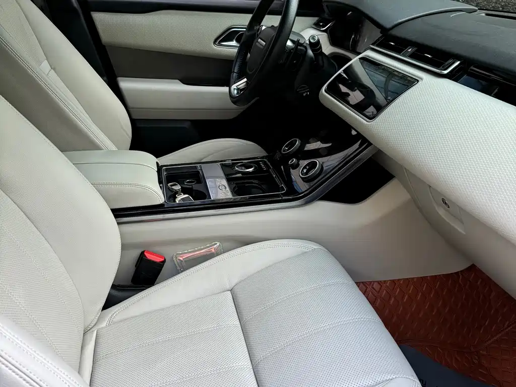 Land Rover Velar — миниатюра 8