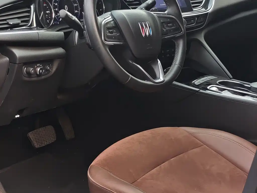 Buick Regal — миниатюра 7