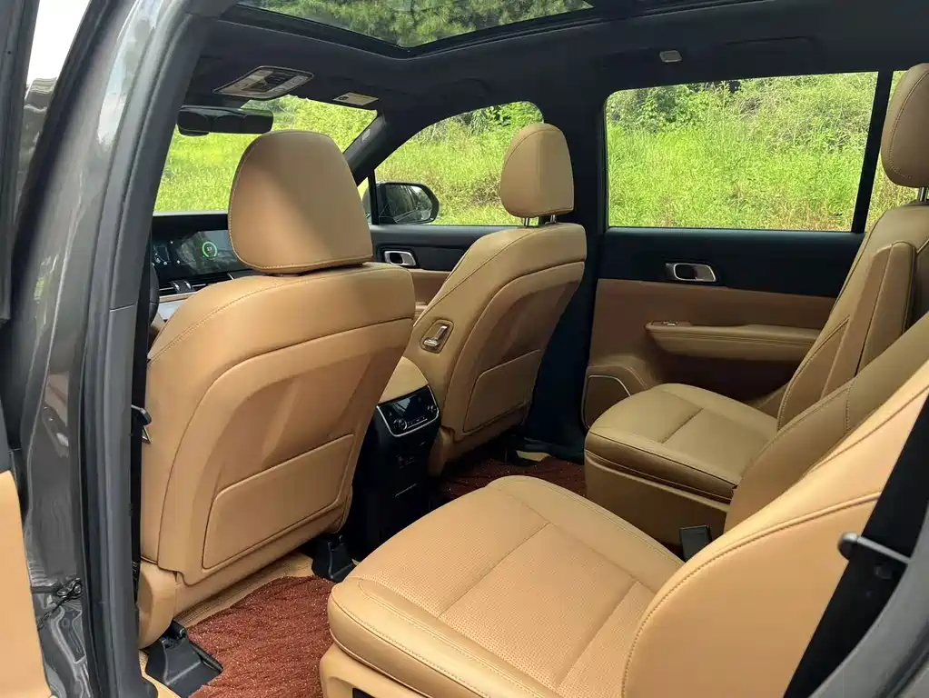 Li Auto Li ONE — миниатюра 8