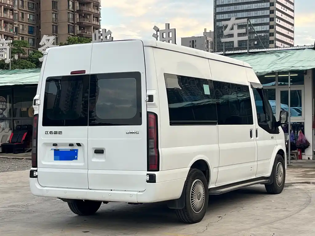 JMC JMC Fushun — миниатюра 4
