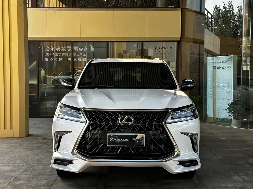 Lexus LX 2019 570