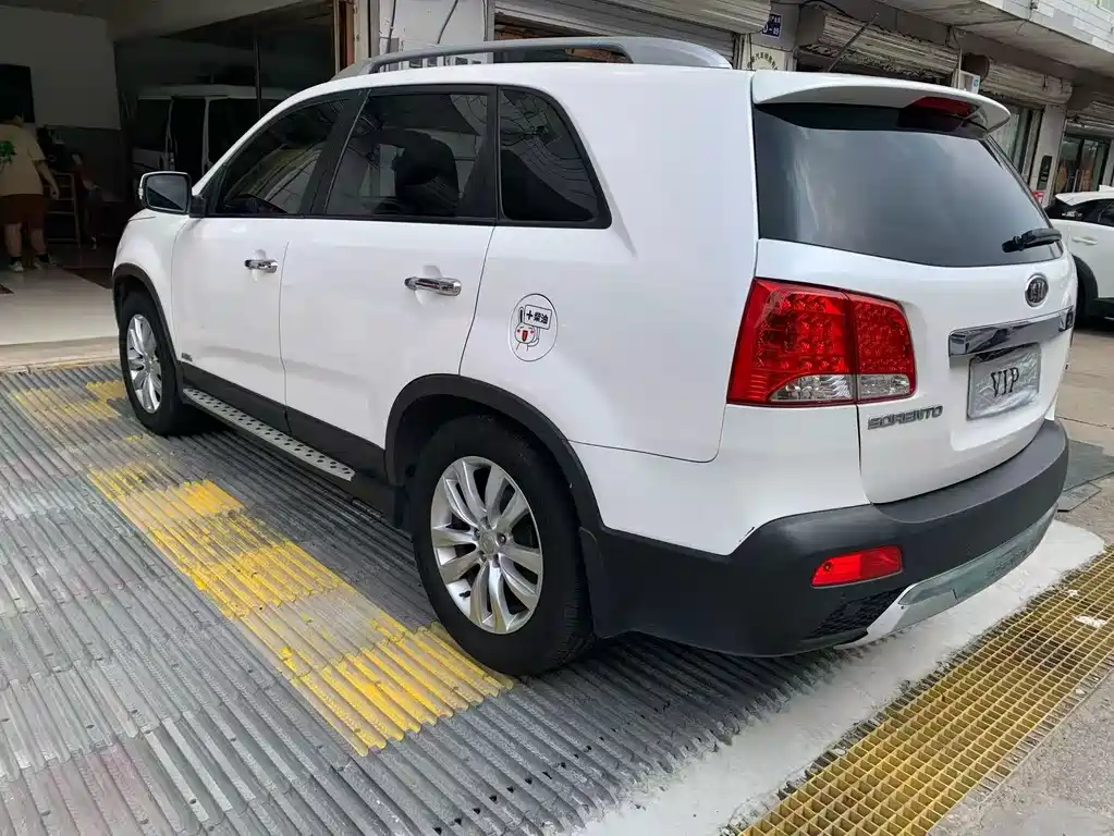 Kia Sorento — миниатюра 3