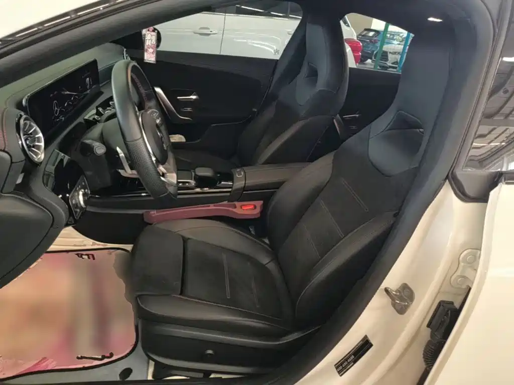 Mercedes-Benz CLA (Import) — миниатюра 15
