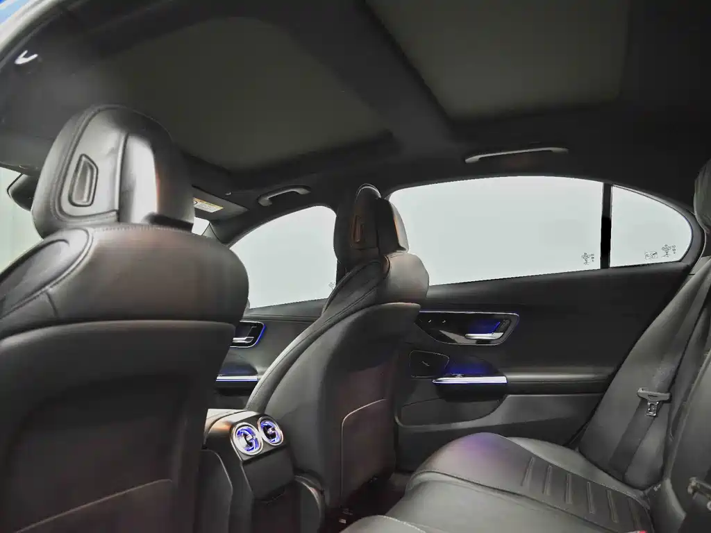Mercedes-Benz C-Class New Energy — миниатюра 6
