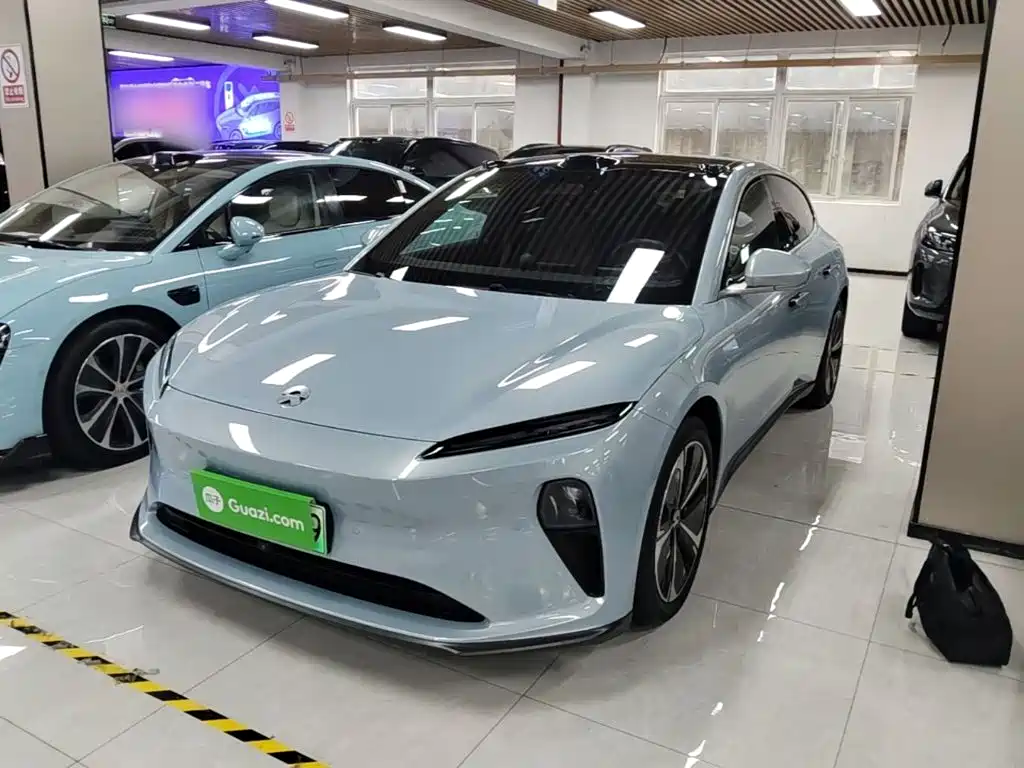NIO ET5T — миниатюра 2