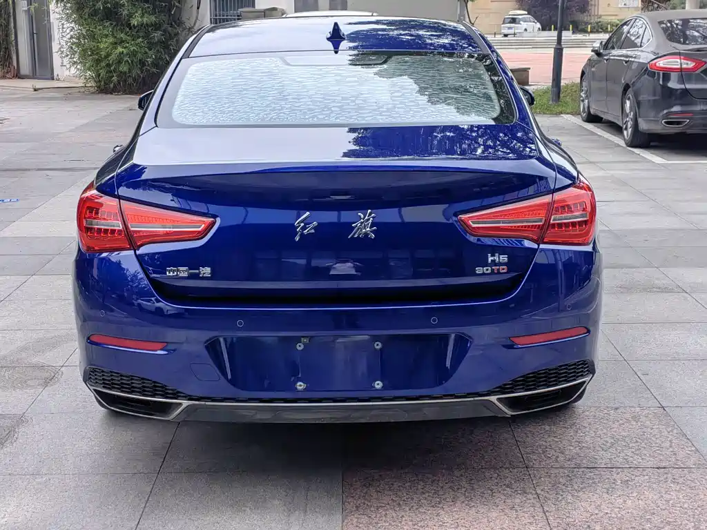 Hongqi H5 2019 30TD
