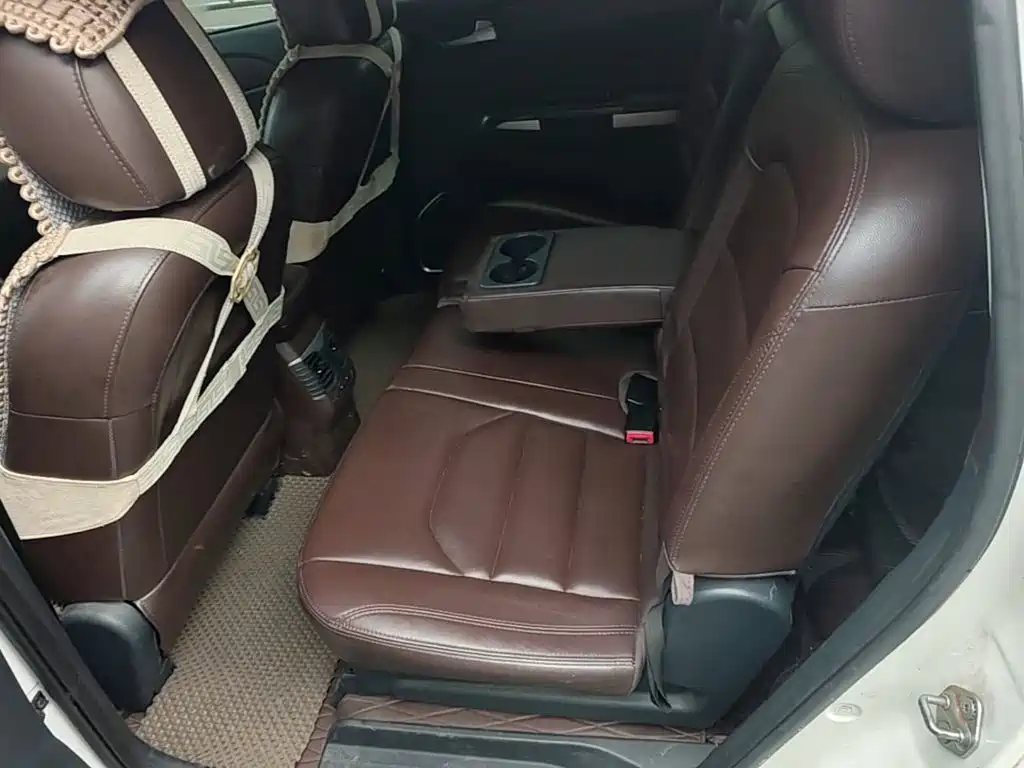 Haima Familia MPV — миниатюра 17