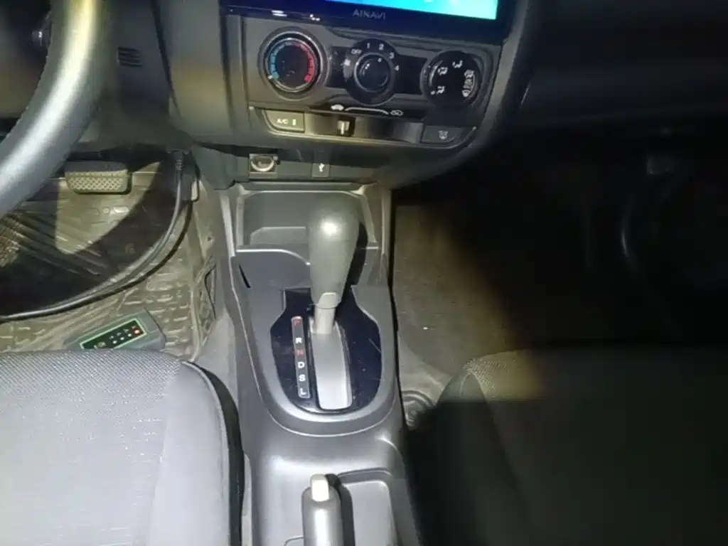 Honda Fit — миниатюра 14