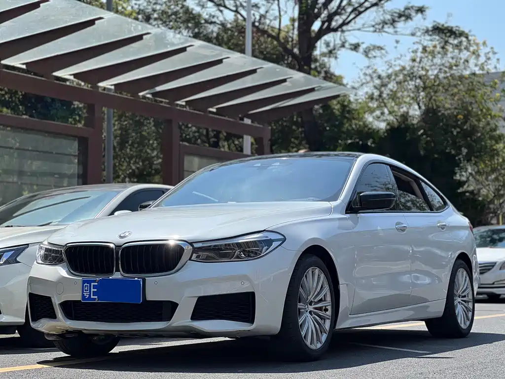 Купить BMW 6 Series GT