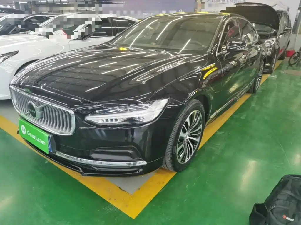 Volvo S90 — миниатюра 2