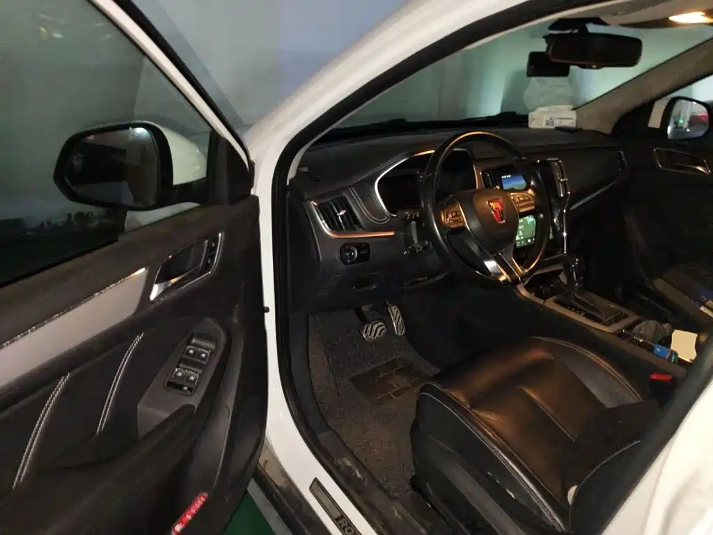Roewe RX5 — миниатюра 17