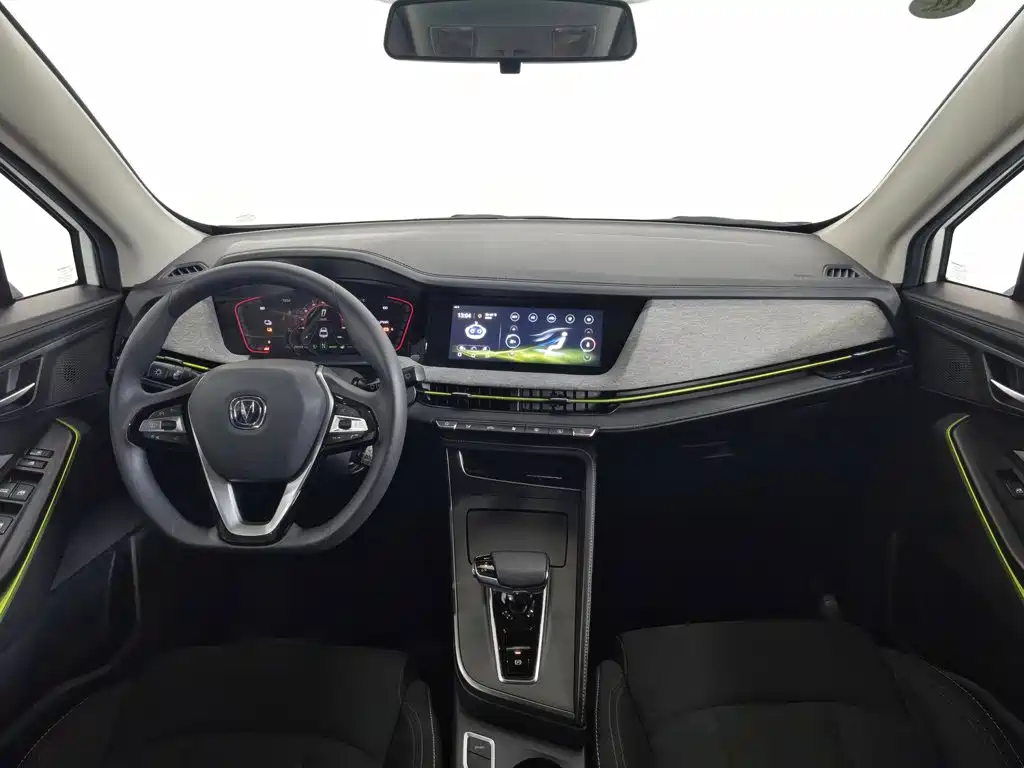 Changan New Energy E-Pro — миниатюра 5