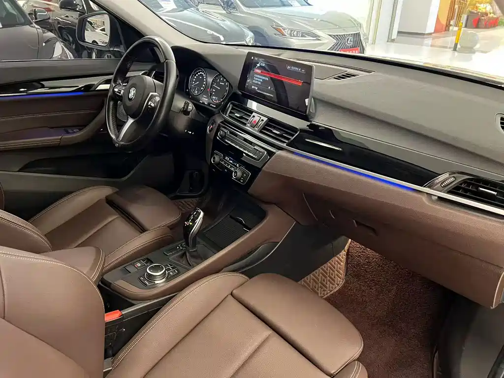 BMW X1 — миниатюра 5