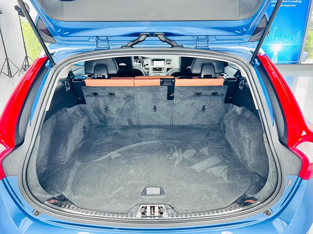 Volvo V60 — миниатюра 21