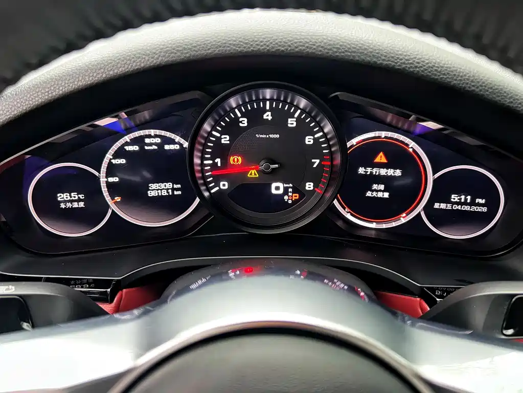 Porsche Cayenne — миниатюра 9