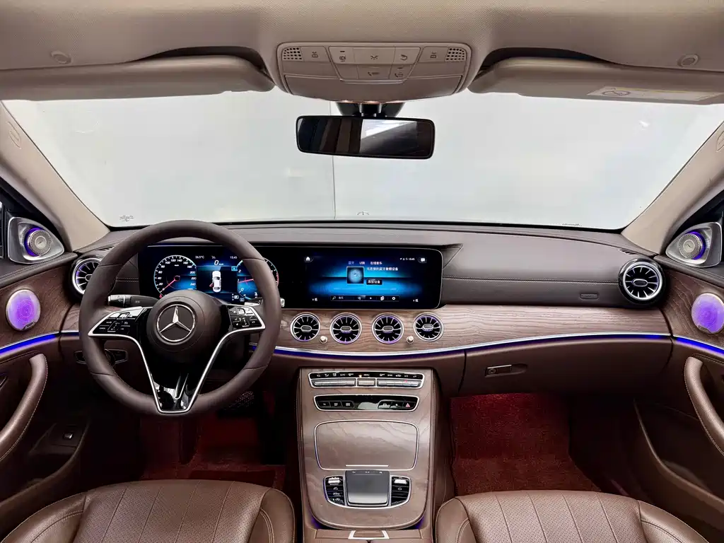 Mercedes-Benz E-Class — миниатюра 19