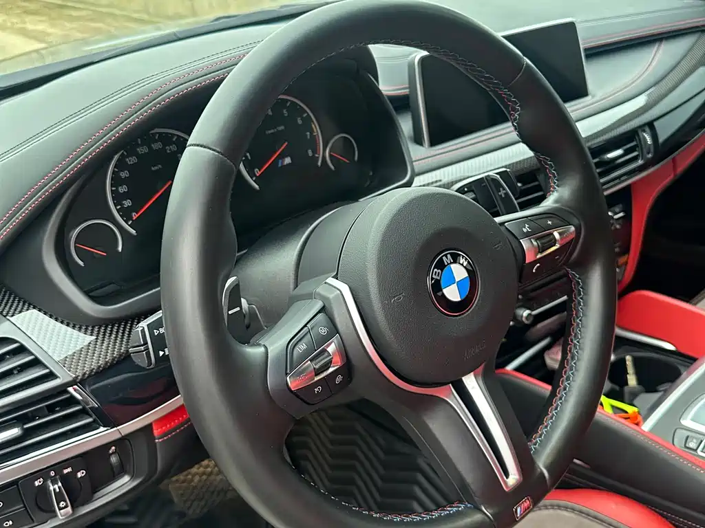 BMW X6 M