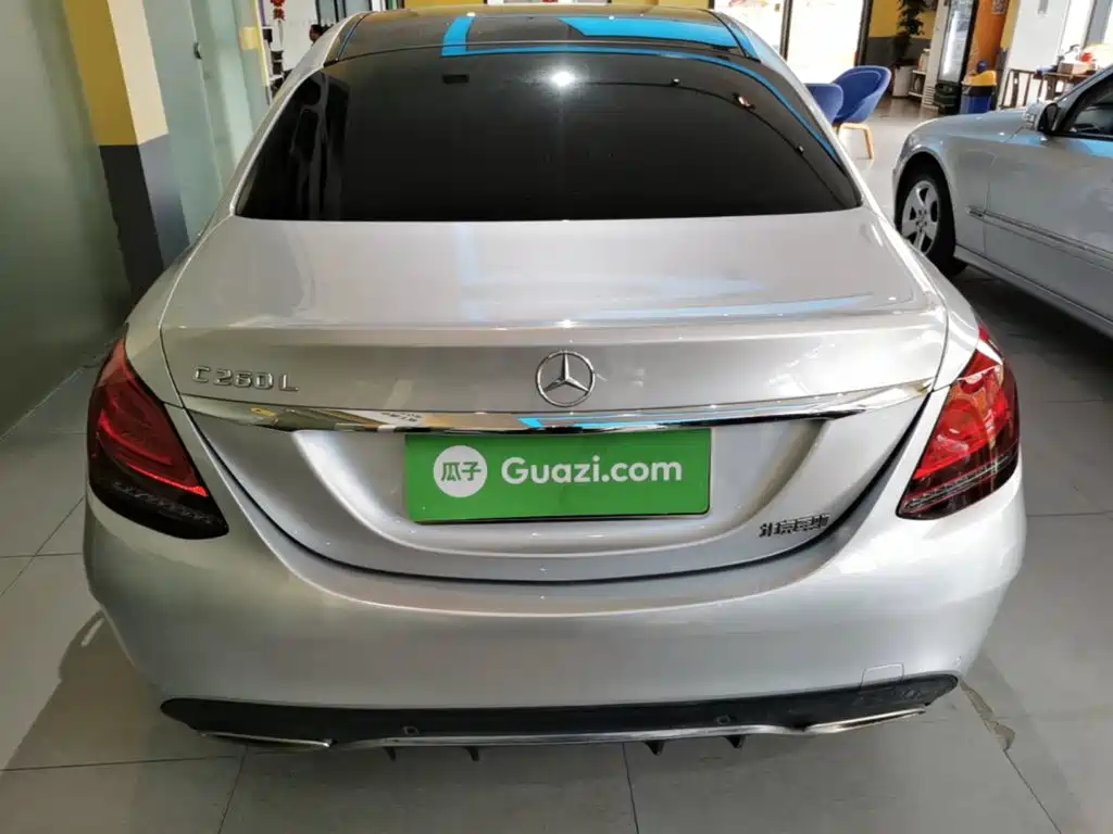 Mercedes-Benz C-Class — миниатюра 6