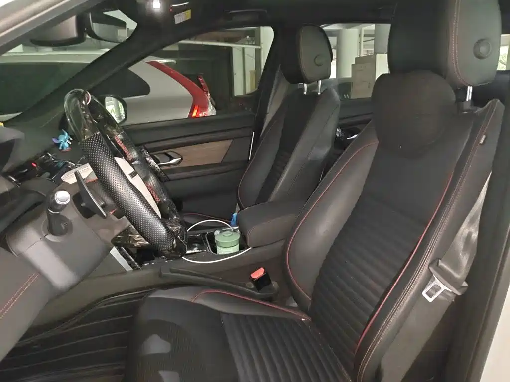 Land Rover Discovery Sport Hybrid — миниатюра 8