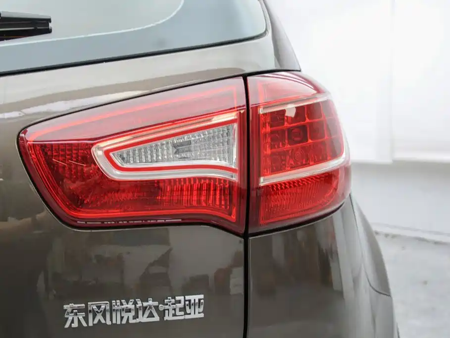Kia Sportage — миниатюра 15