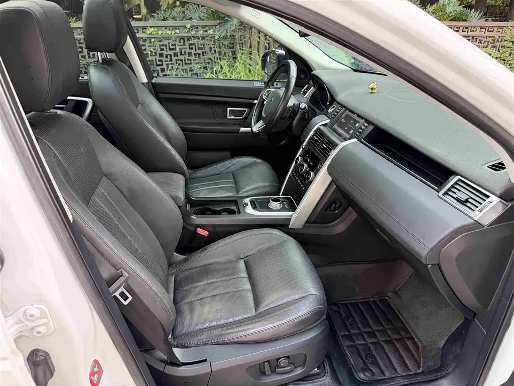 Land Rover Discovery Sport — миниатюра 7
