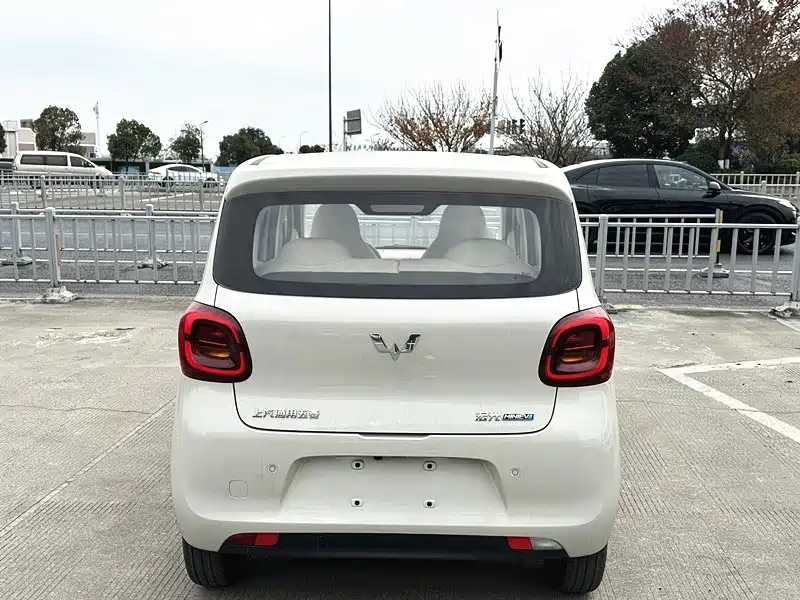 Wuling MINIEV — миниатюра 5
