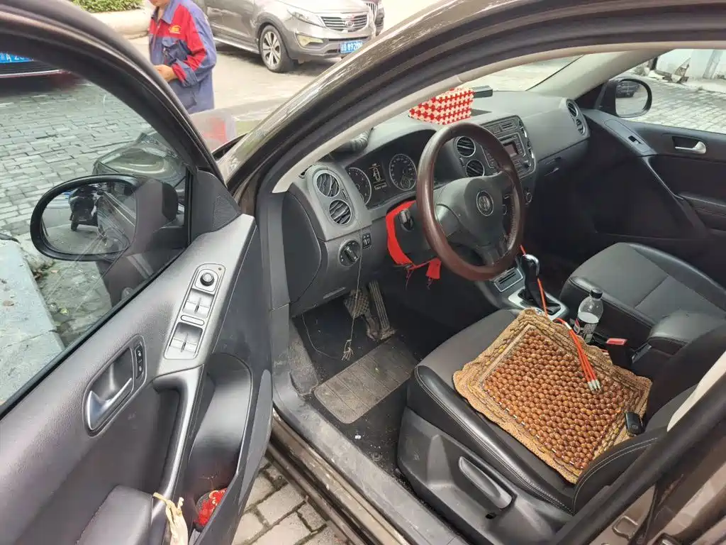 Volkswagen Tiguan — миниатюра 12