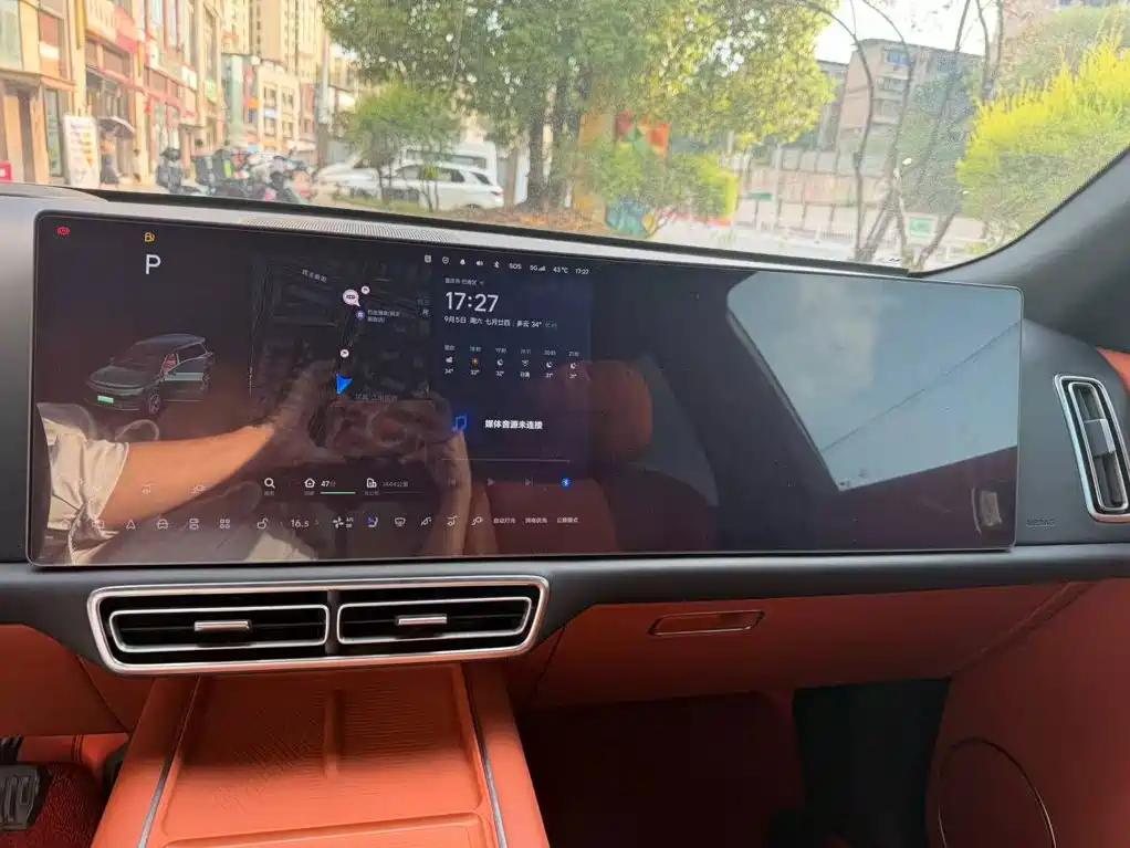 Li Auto Li L9 — миниатюра 9