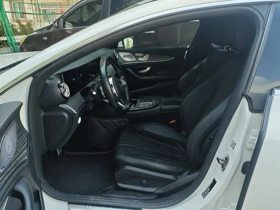 Mercedes-Benz CLS — миниатюра 2