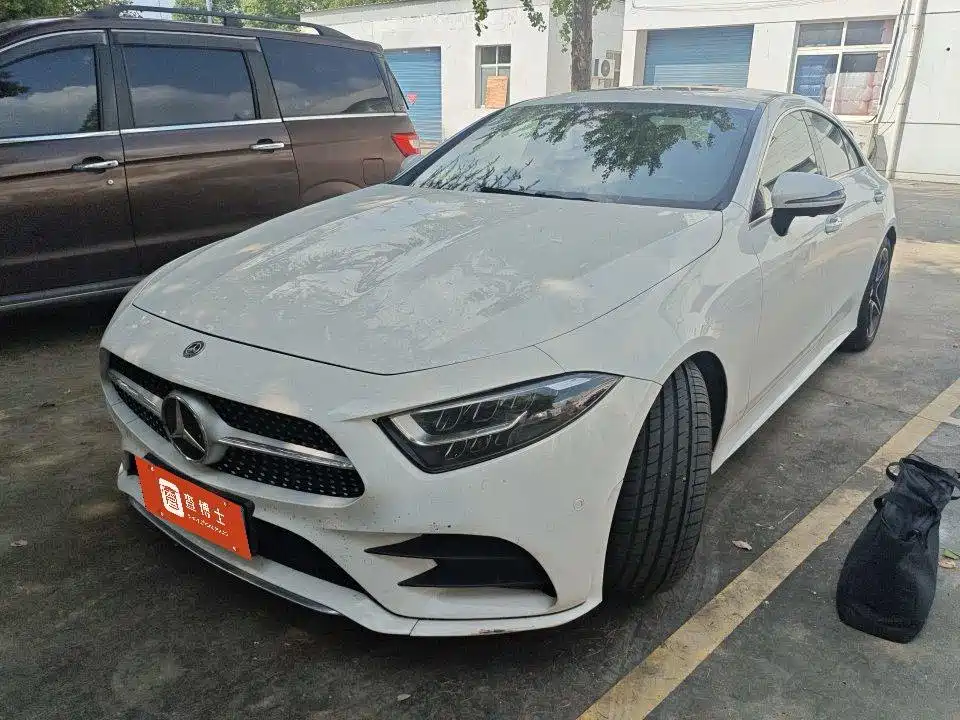 Mercedes-Benz CLS