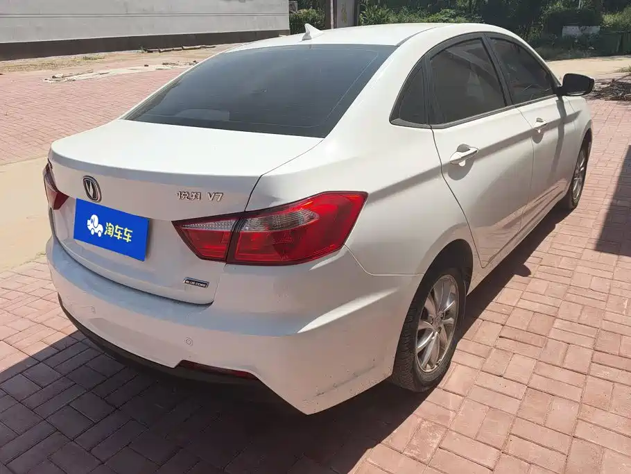 Changan V7 — миниатюра 3