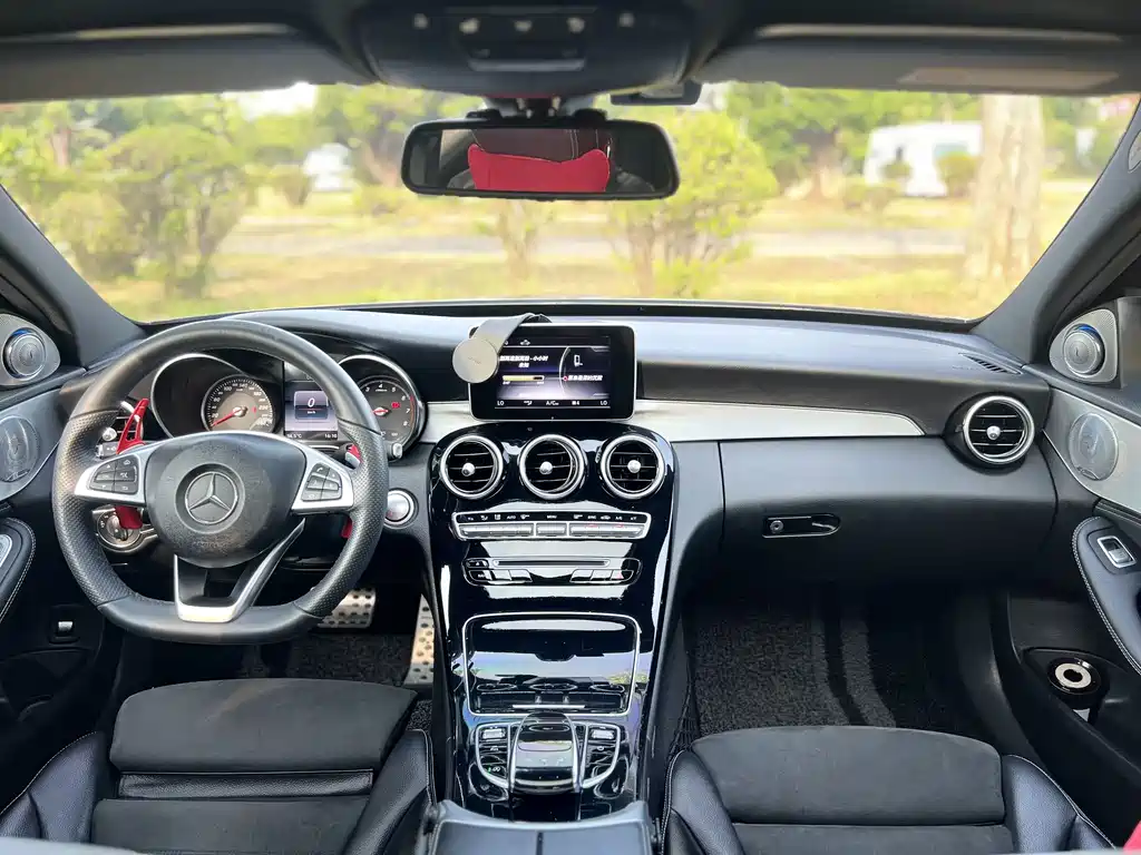 Mercedes-Benz C-Class — миниатюра 17