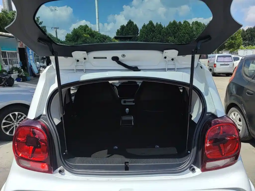 Roewe Clever — миниатюра 19