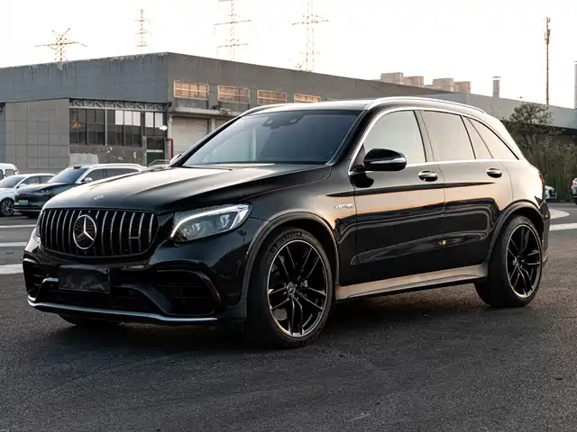 MERCEDES-BENZ GLC COUPE AMG
