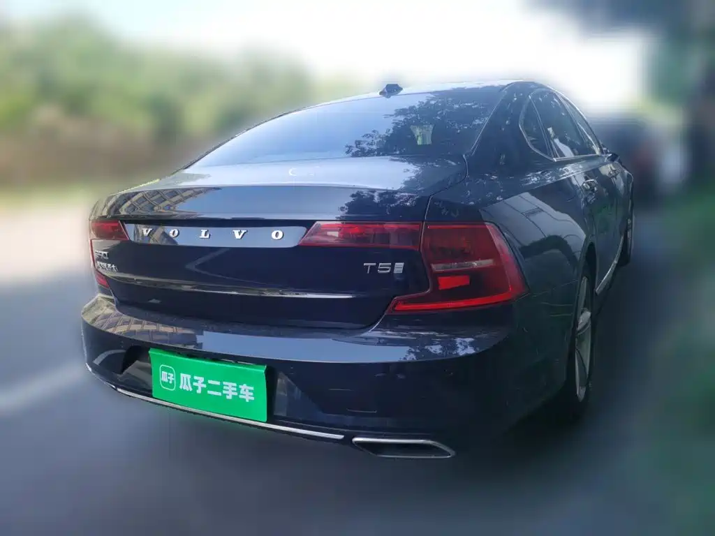 Volvo S90 — миниатюра 4