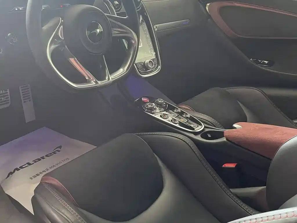 McLaren GT 2023 4.0T