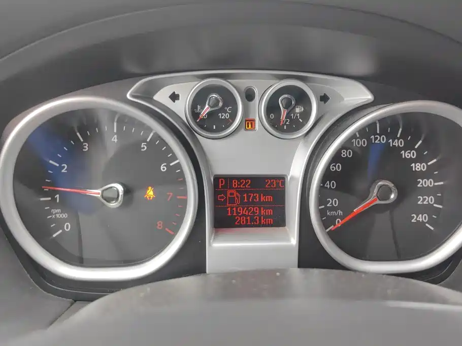 Ford Focus — миниатюра 14