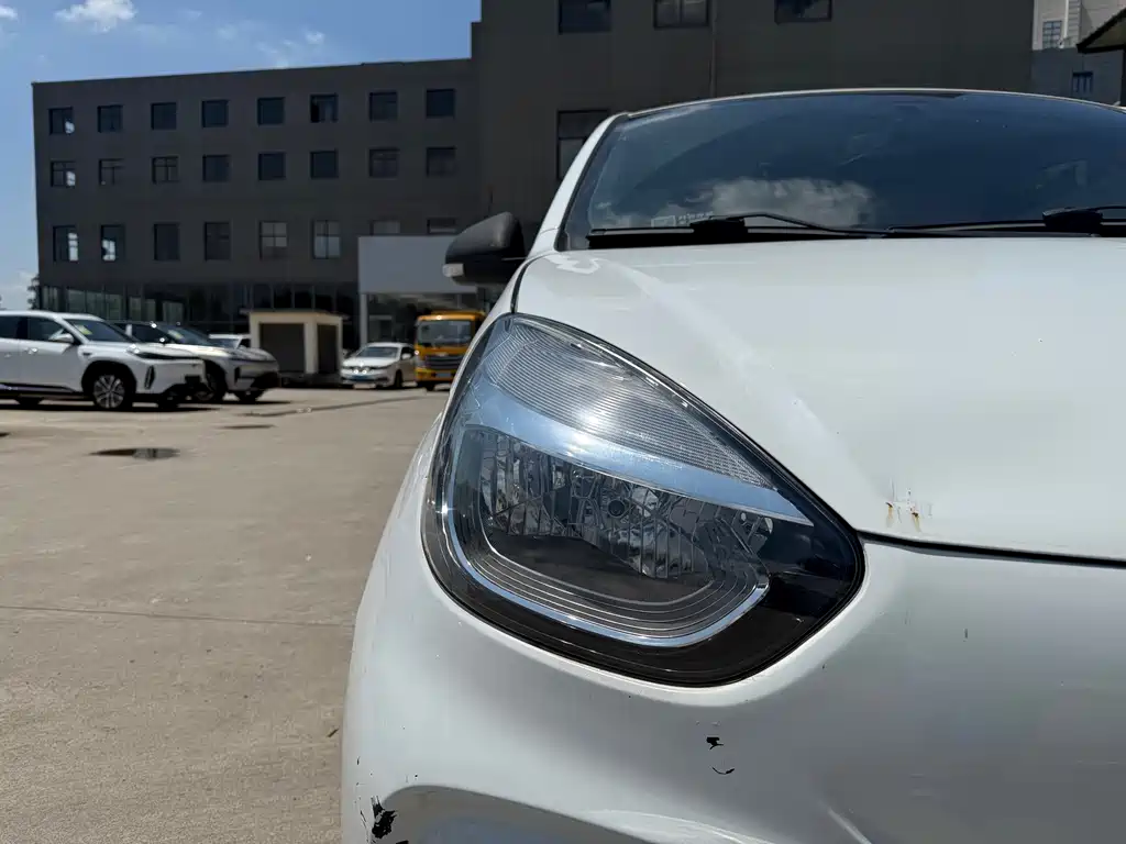 Roewe Clever — миниатюра 11